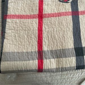 Quilt coverlet